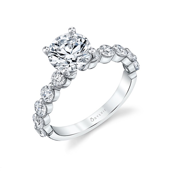 Classic Round Single Prong Diamond Engagement Ring